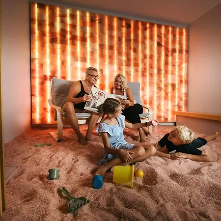 テルマナ パーク **** スーペリア ホテル ラーシュコ